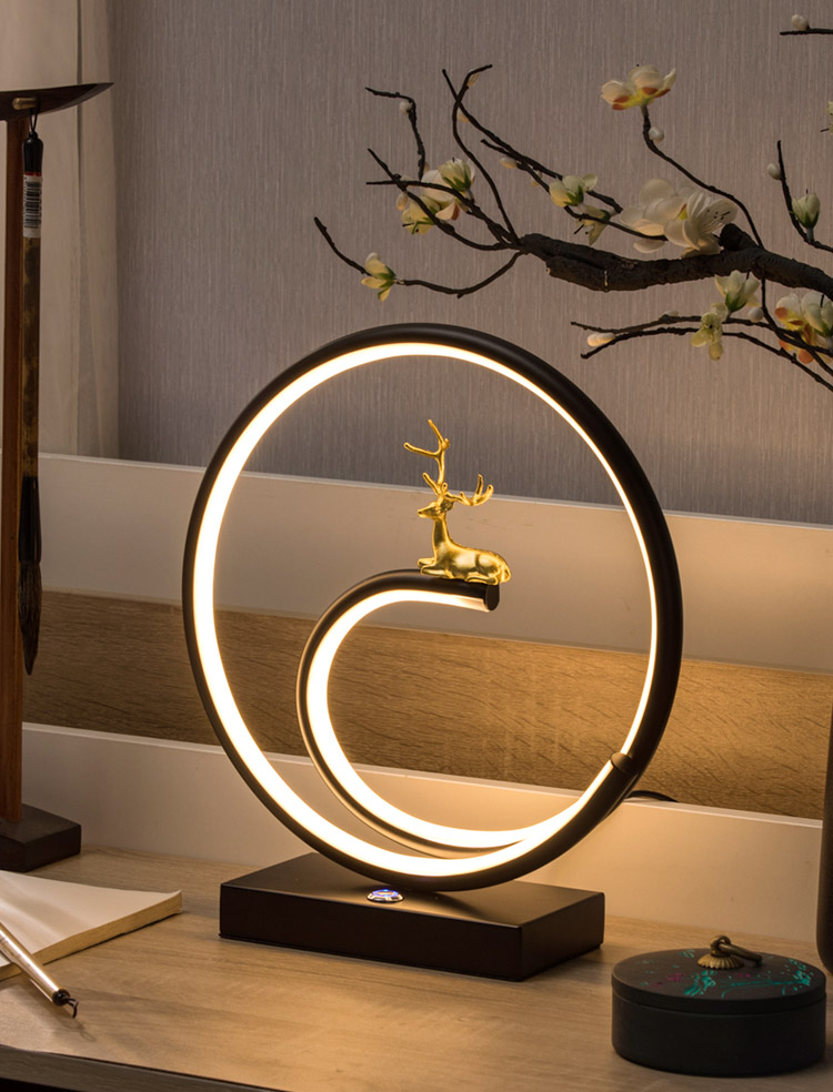 Deer Lamp